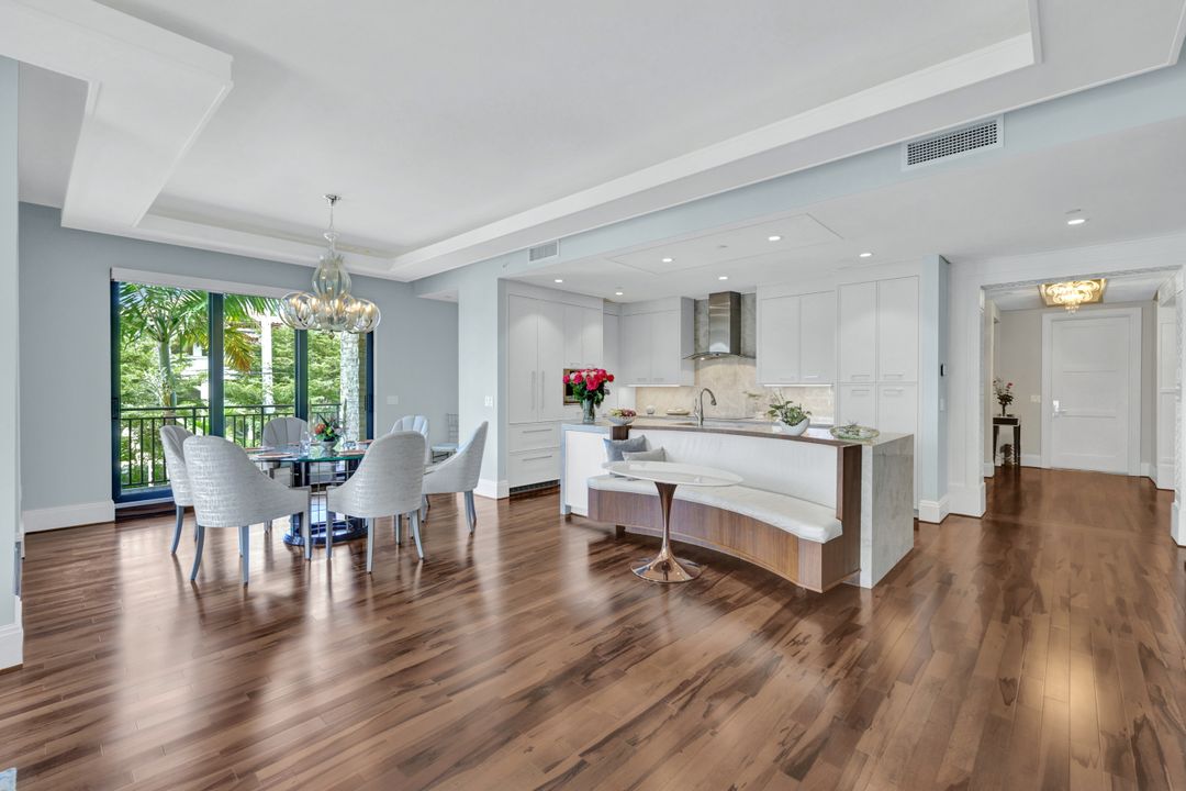 1035 3rd Ave S #201, Naples, FL 34102