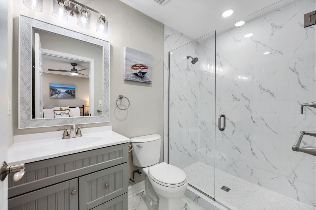 567 93rd Ave N, Naples, FL 34108