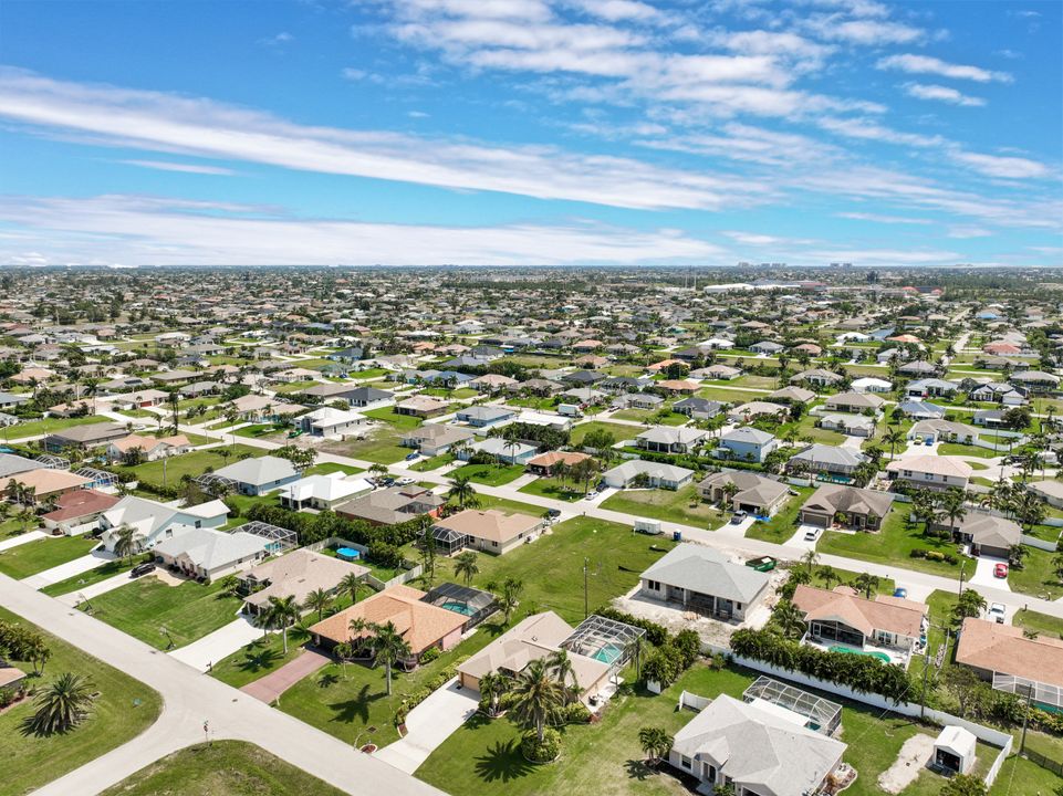 2318 SW 26th Terrace, Cape Coral, FL 33914