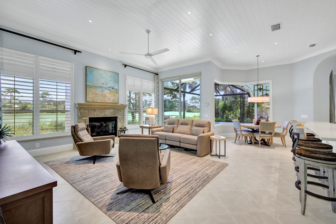 12590 Collier's Reserve Dr, Naples, FL 34110