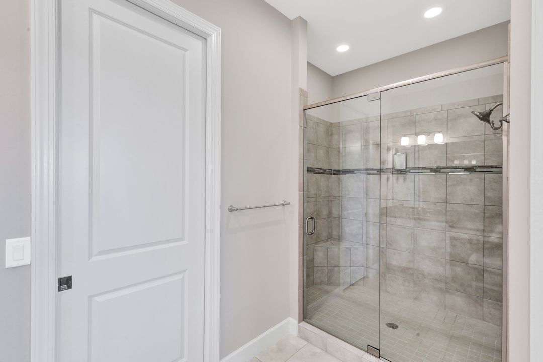 9678 Montelanico Loop  #201, Naples, FL 34119