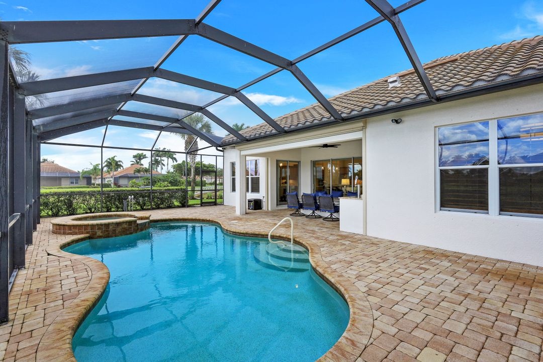 9360 Marble Stone Dr, Naples, FL 34120