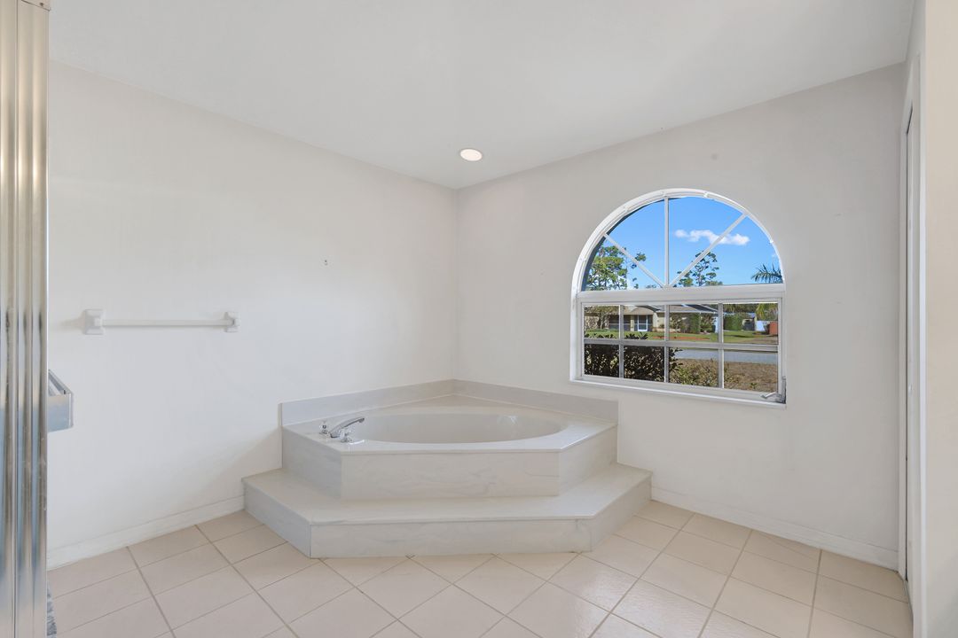 6740 Blake Pledger Ct, North Fort Myers, FL 33917