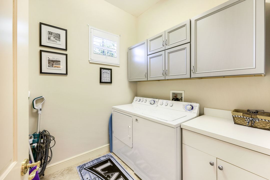 6120 Montelena Cir #2201, Naples, FL 34119