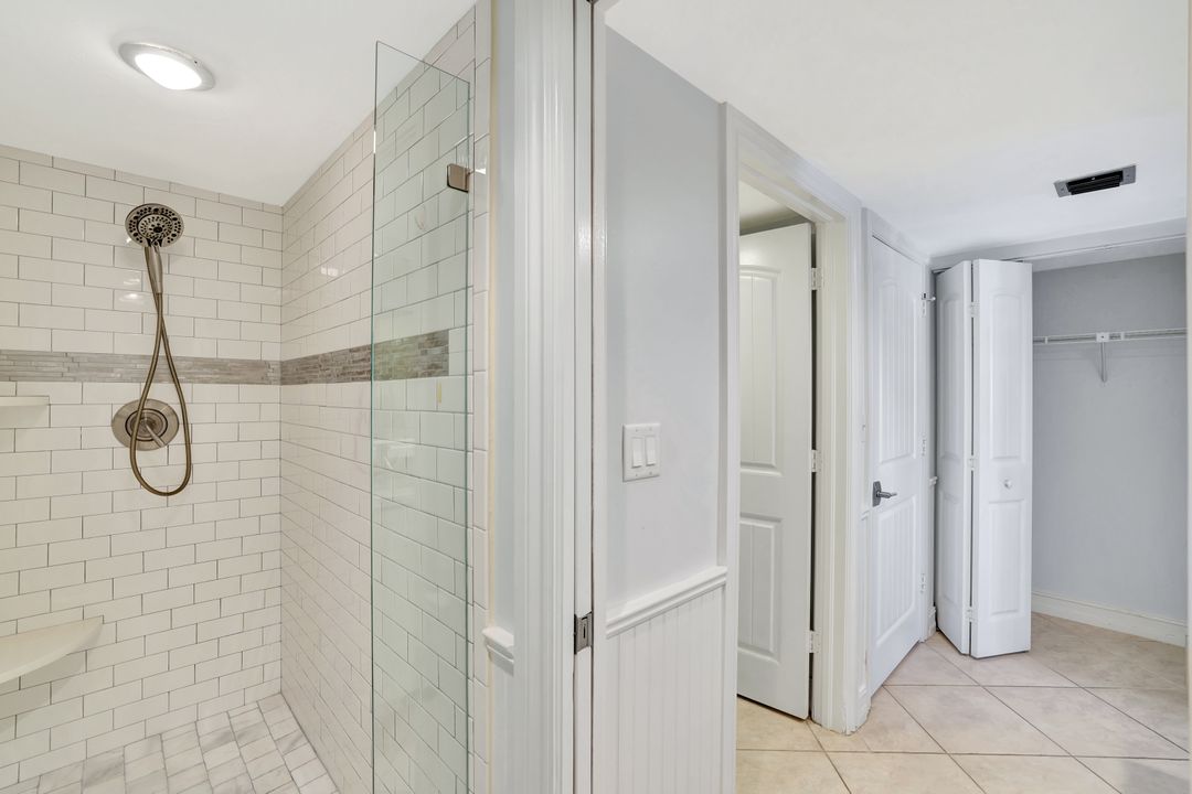 889 Collier Ct #203, Marco Island, FL 34145