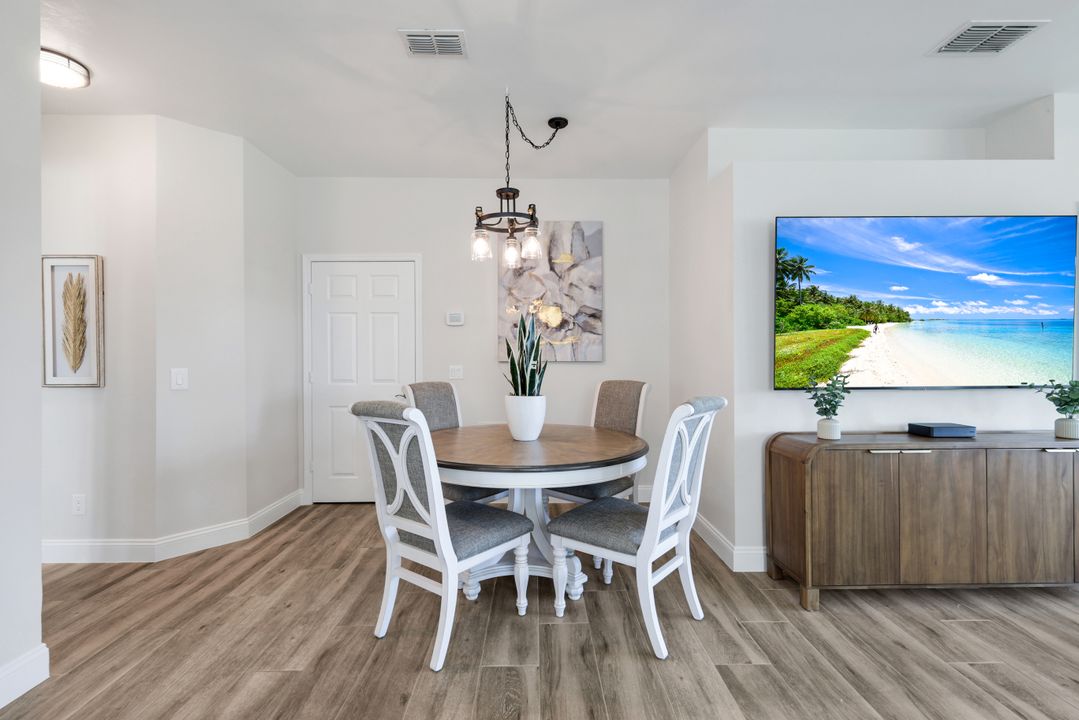 5936 Sand Wedge Ln #1604, Naples, FL 34110