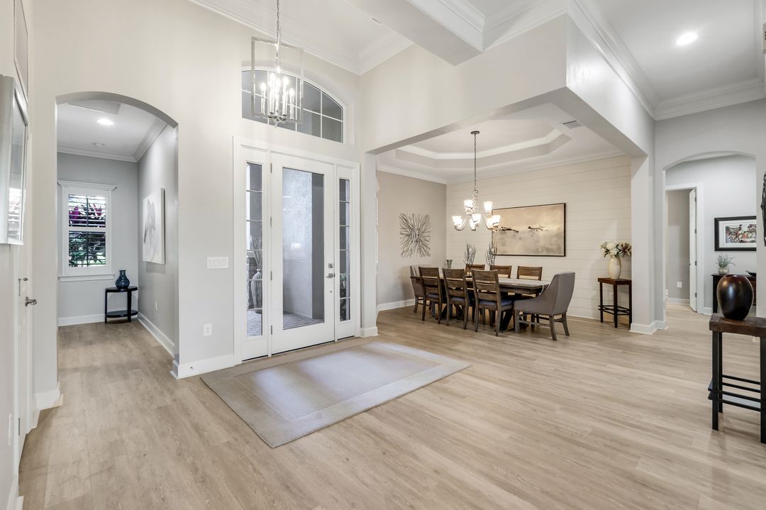 9356 Slate Ct, Naples, FL 34120