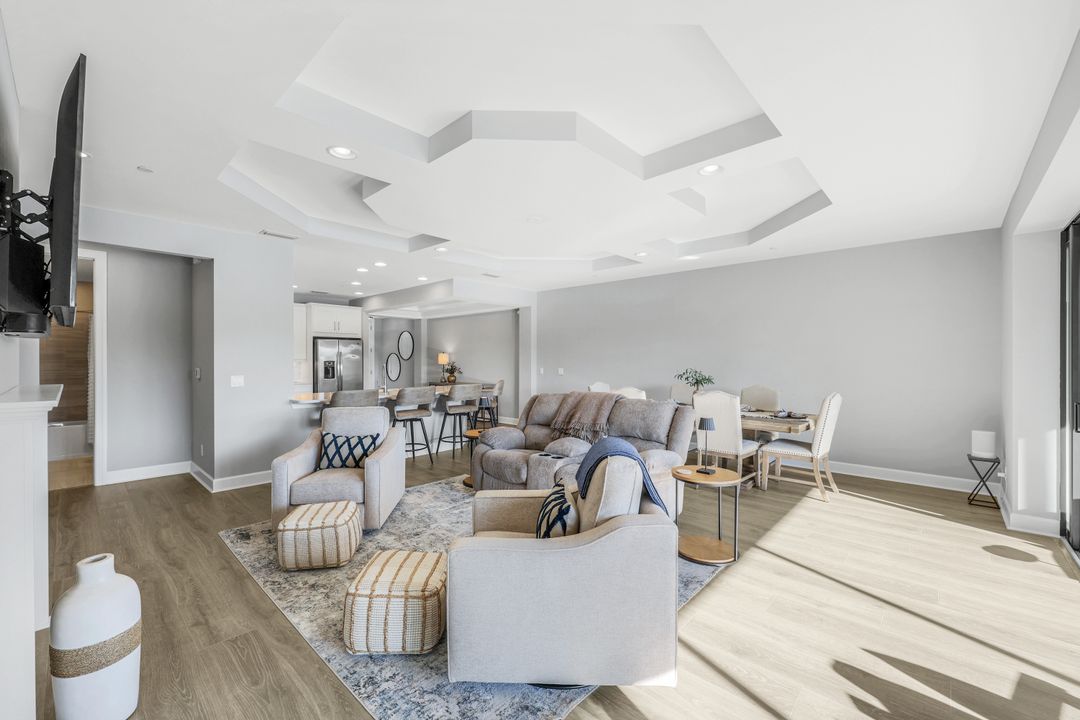 9641 Montelanico Loop #103, Naples, FL 34119