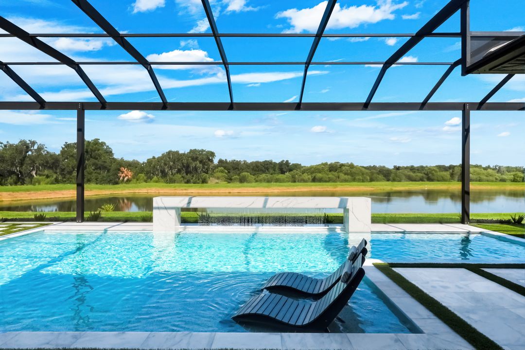 2428 Waterfront Cir, Sarasota, FL 34240