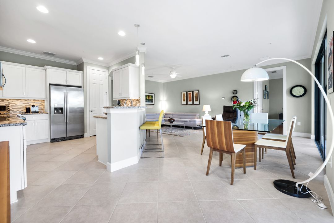 12045 Covent Garden Ct #2101, Naples, FL 34120