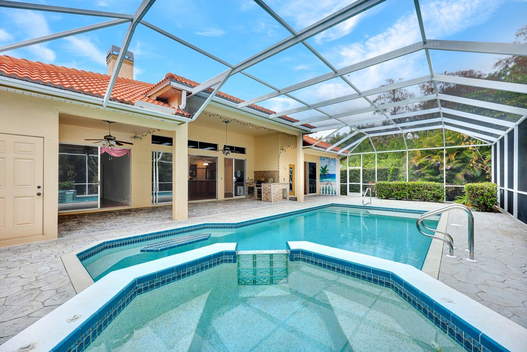 440 Henley Dr, Naples, FL 34104