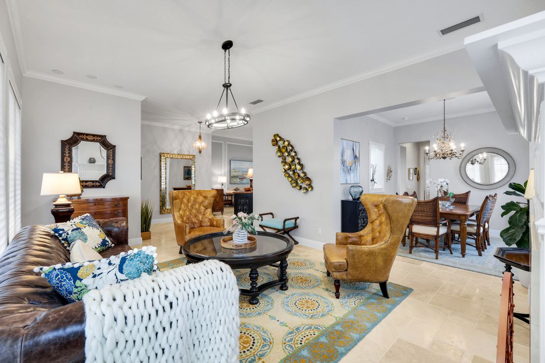 2896 Hatteras Way, Naples, FL 34119