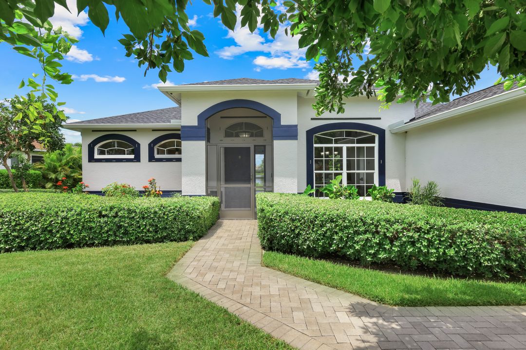 8969 Cypress Preserve Pl, Fort Myers, FL 33912