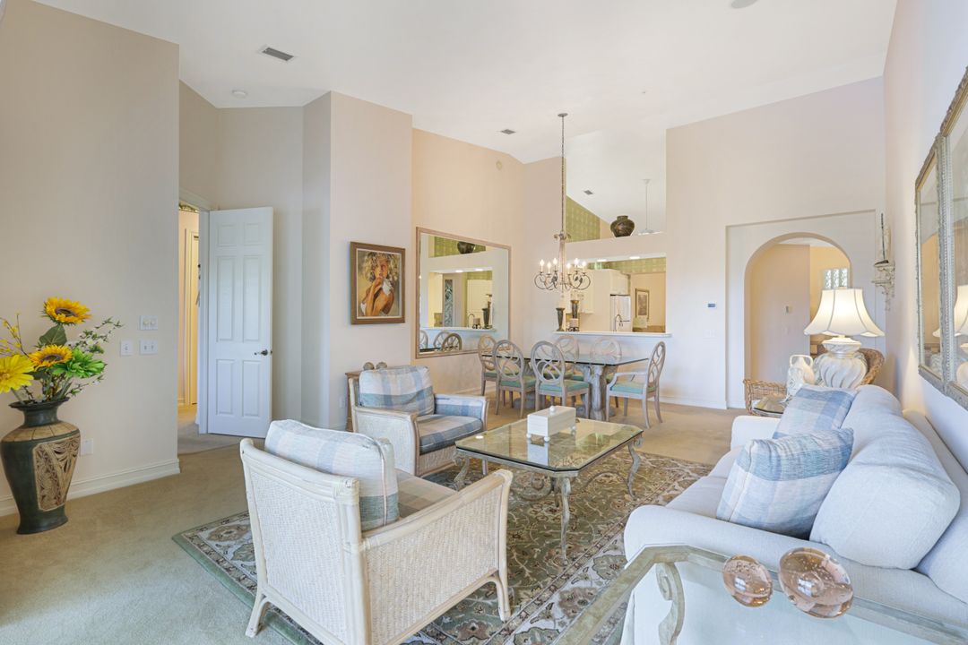 795 Bentwater Cir #202, Naples, FL 34108