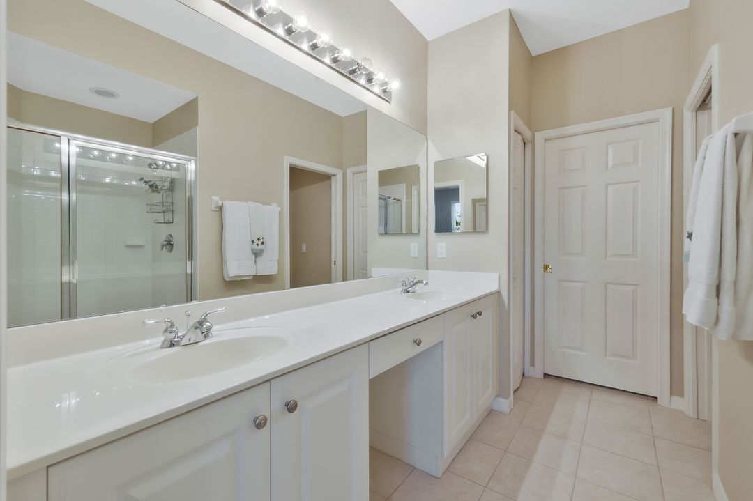 4665 Hawks Nest Way #203, Naples, FL 34114