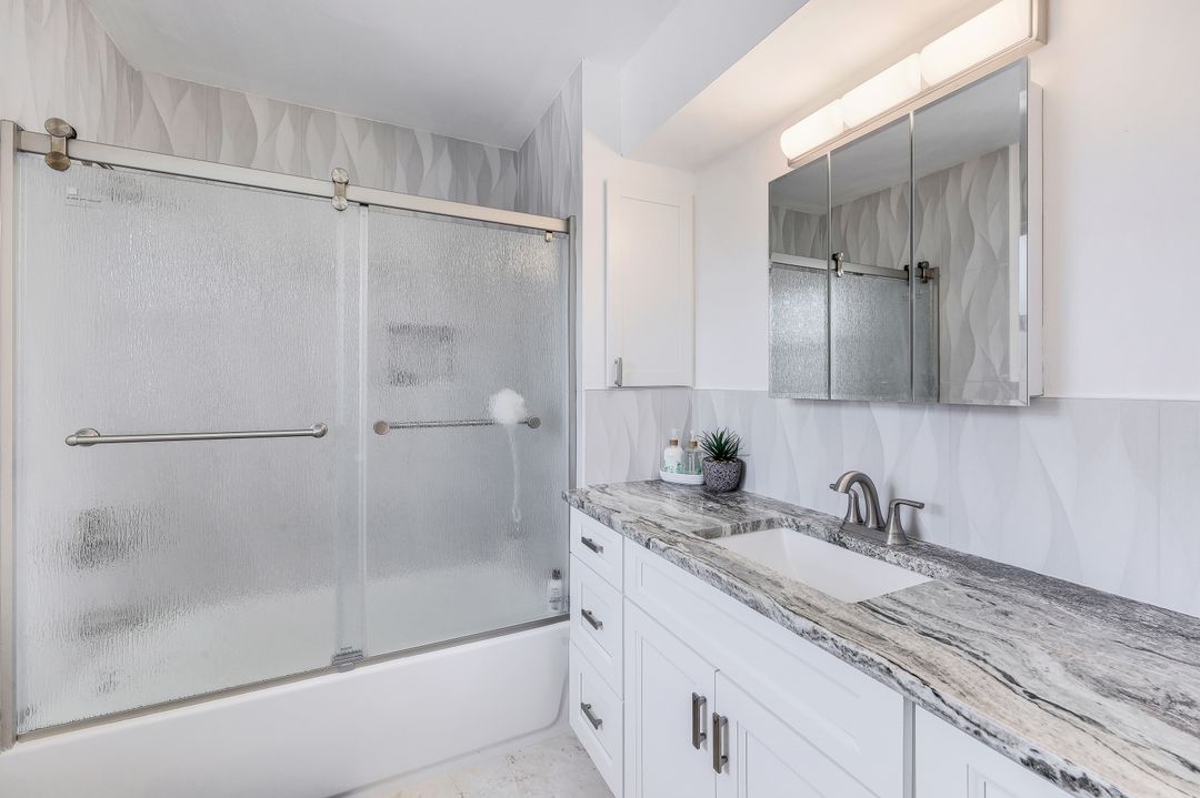 398 Wales Ct, Marco Island, FL 34145