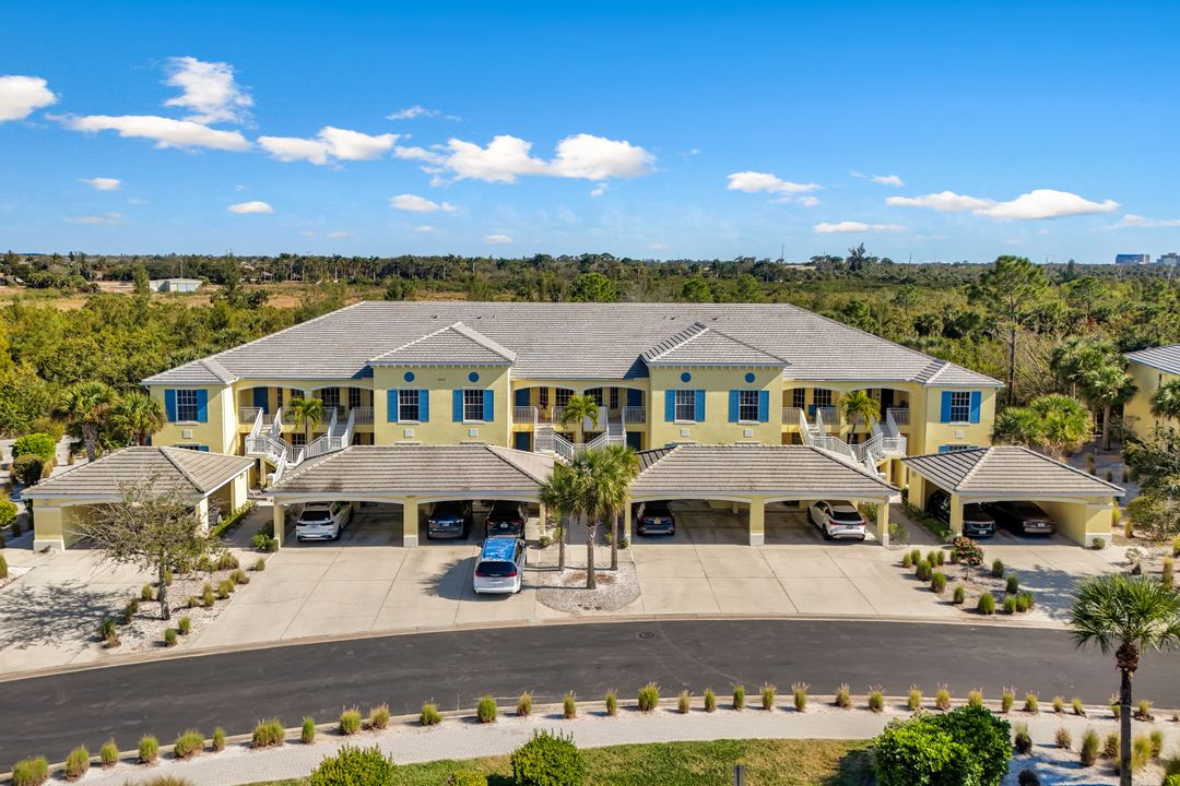 14537 Abaco Lakes Dr #202, Fort Myers, FL 33908