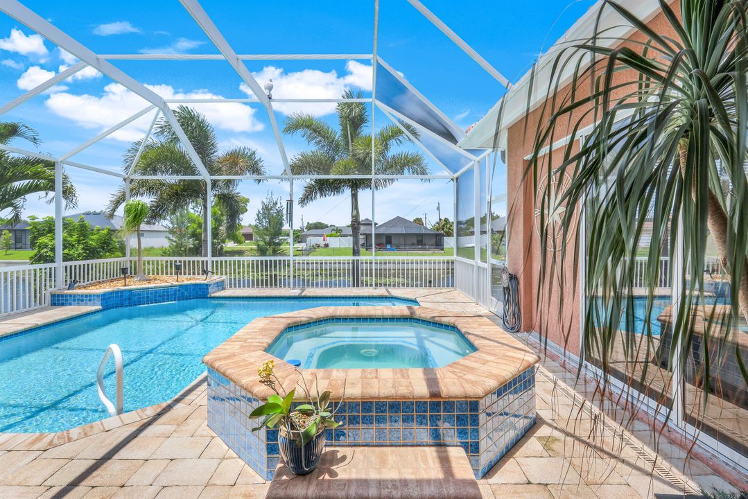 3214 SW 11th Pl, Cape Coral, FL 33914