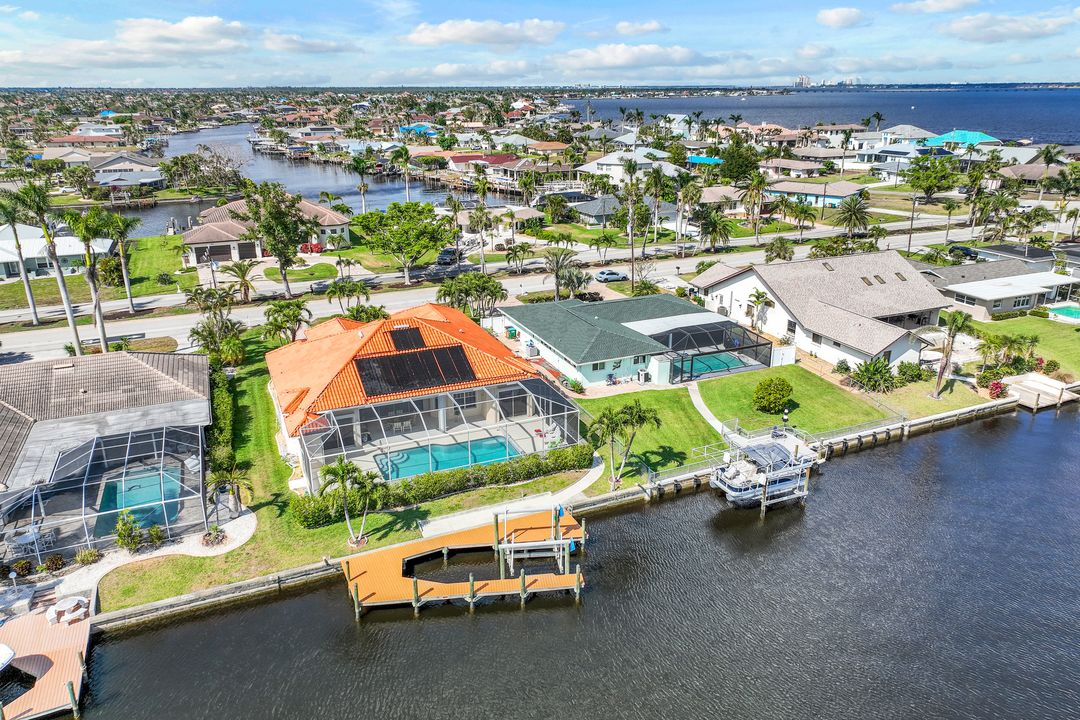 2008 Palaco Grande Pkwy, Cape Coral, FL 33904