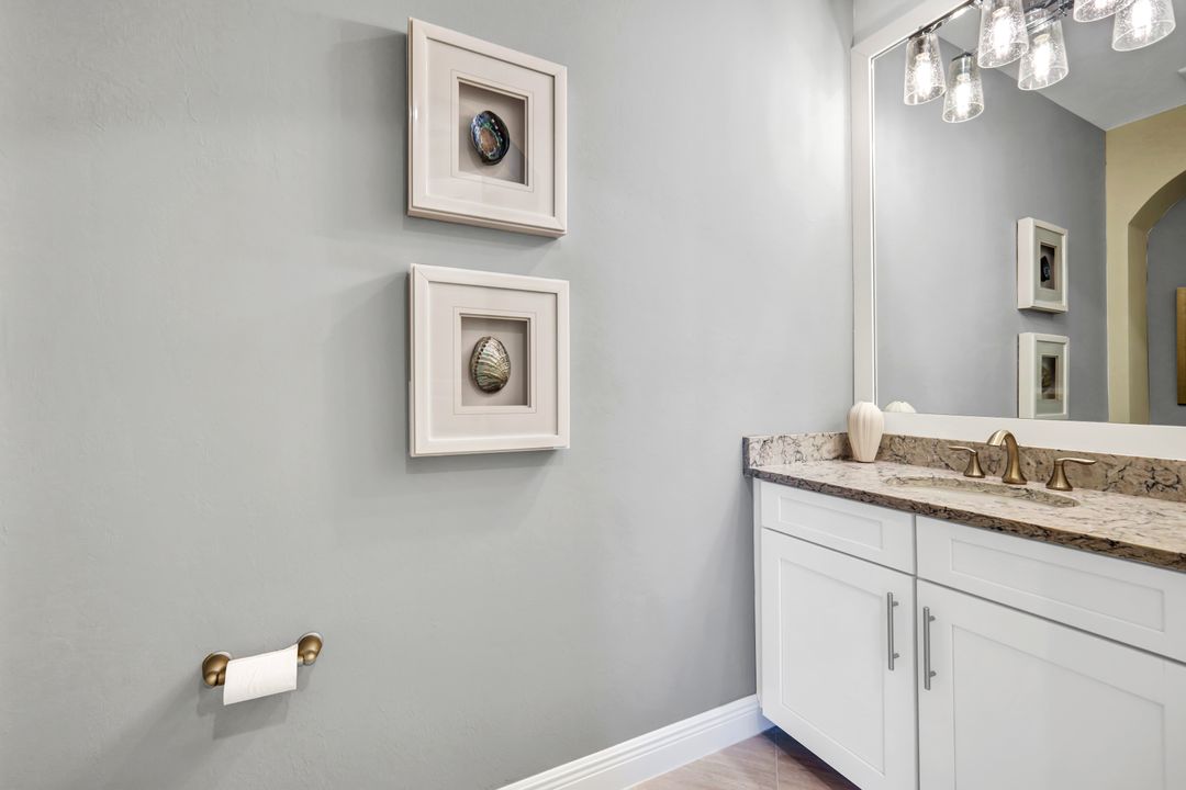 16387 Viansa Wy #302, Naples, FL 34110