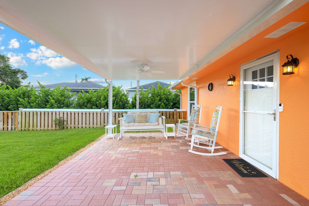 27624 Pullen Ave, Bonita Springs, FL 34135