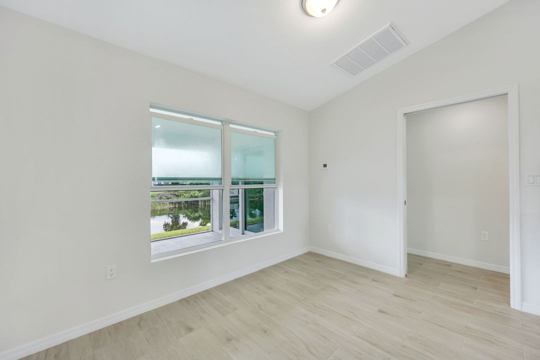 1629 NE 33rd Terrace, Cape Coral, FL 33909