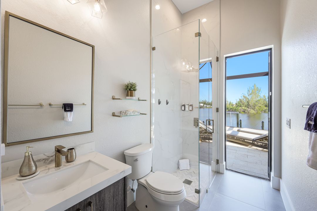 4327 NW 22nd St, Cape Coral, FL 33993