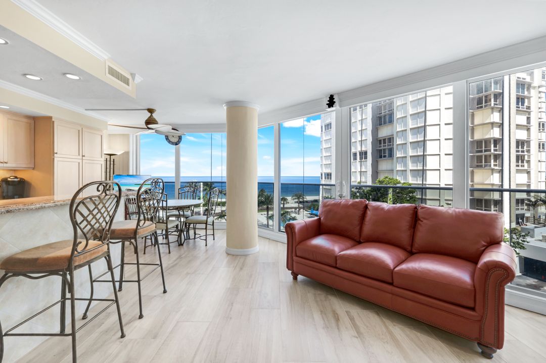 4041 Gulf Shore Blvd N #403, Naples, FL 34103
