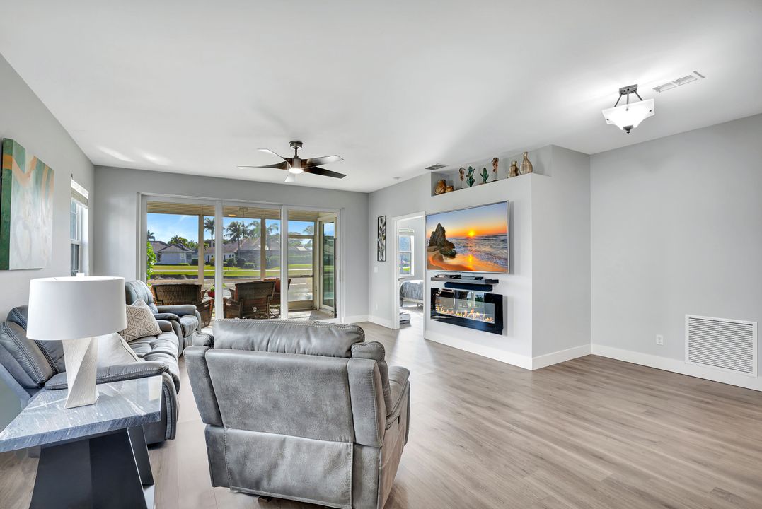 5967 Sand Wedge Ln #101, Naples, FL 34110