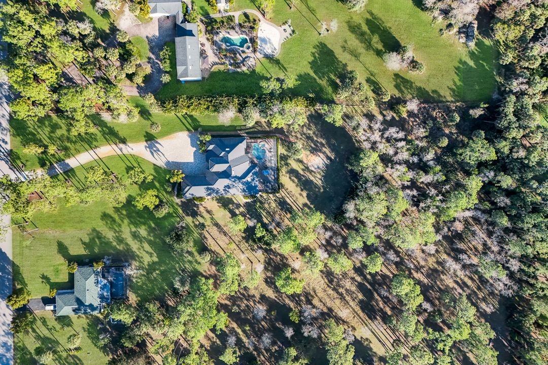 4480 1st Ave NW, Naples, FL 34119