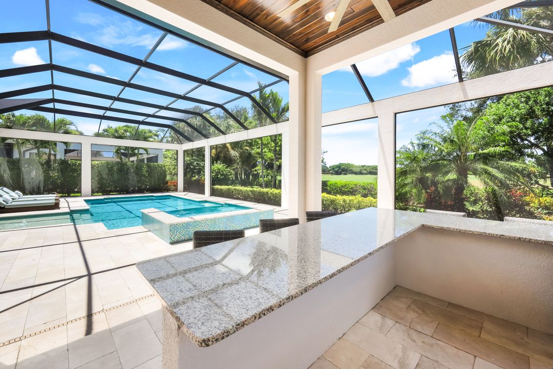 3233 Tavolara Ln, Naples, FL 34114
