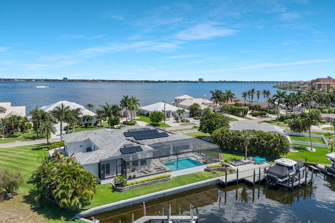 3816 SE 21st Pl, Cape Coral, FL 33904