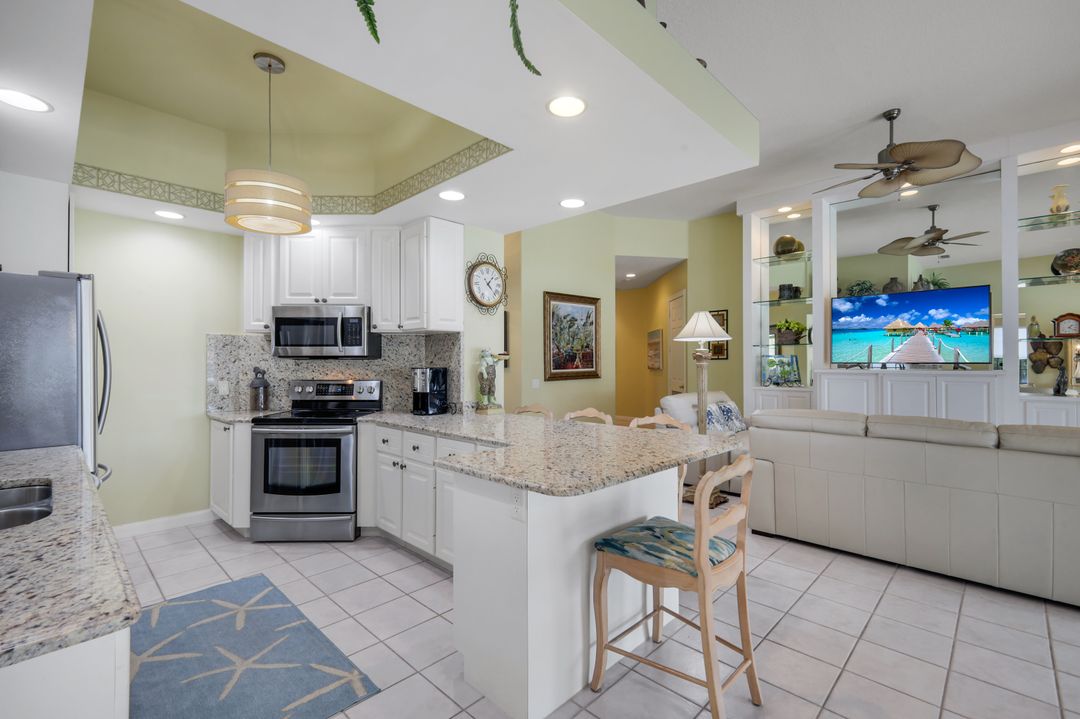 5855 Charlton Way, Naples, FL 34119