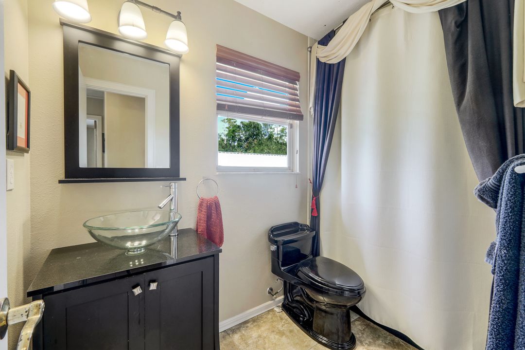 17520 Devore Ln, Fort Myers, FL 33913