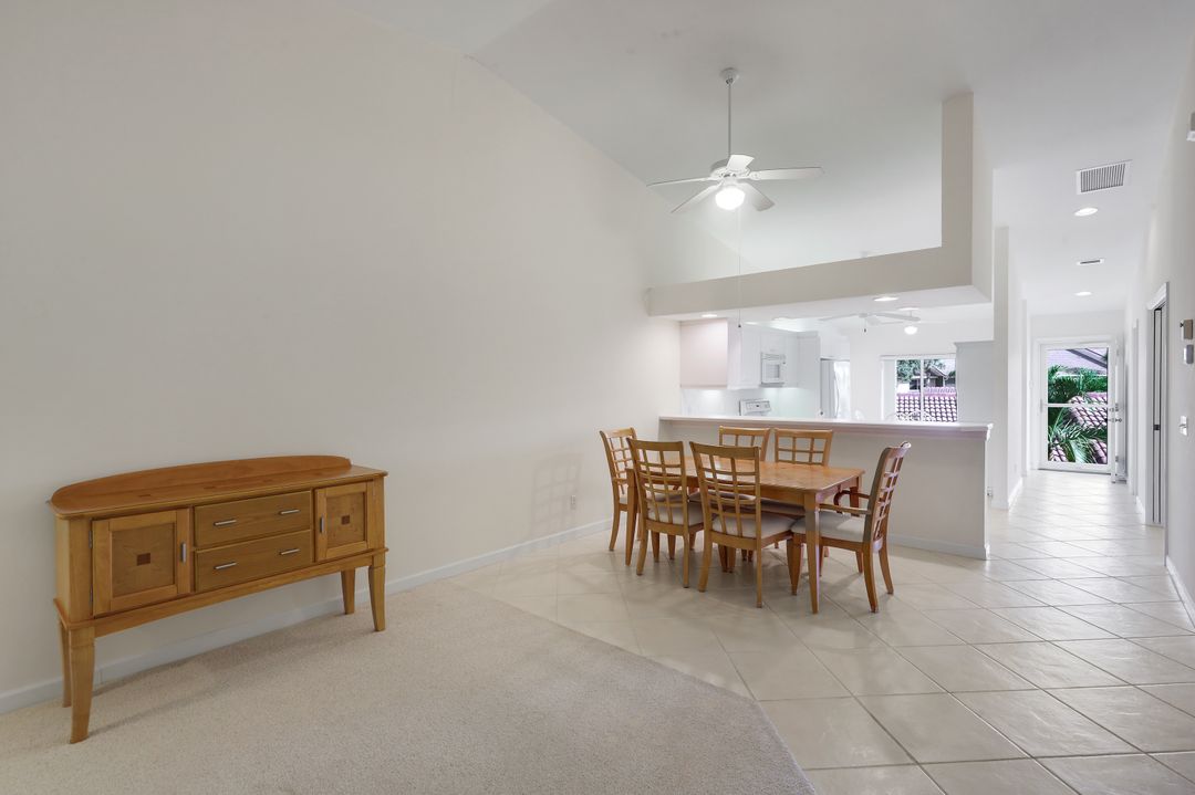 1660 Windy Pines Dr #4, Naples, FL 34112
