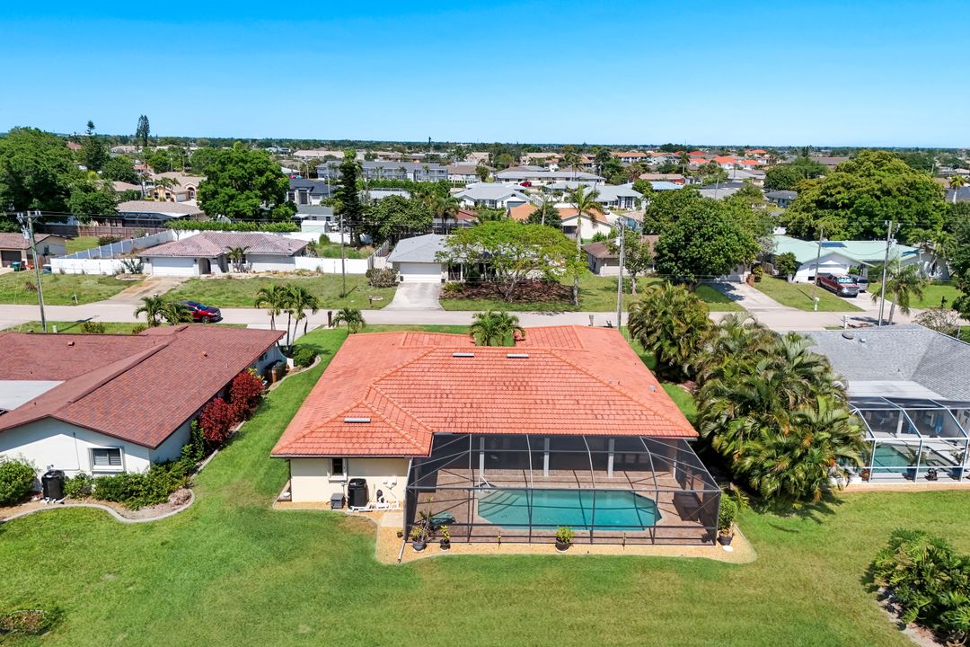3718 SE 8th Ave, Cape Coral, FL 33904