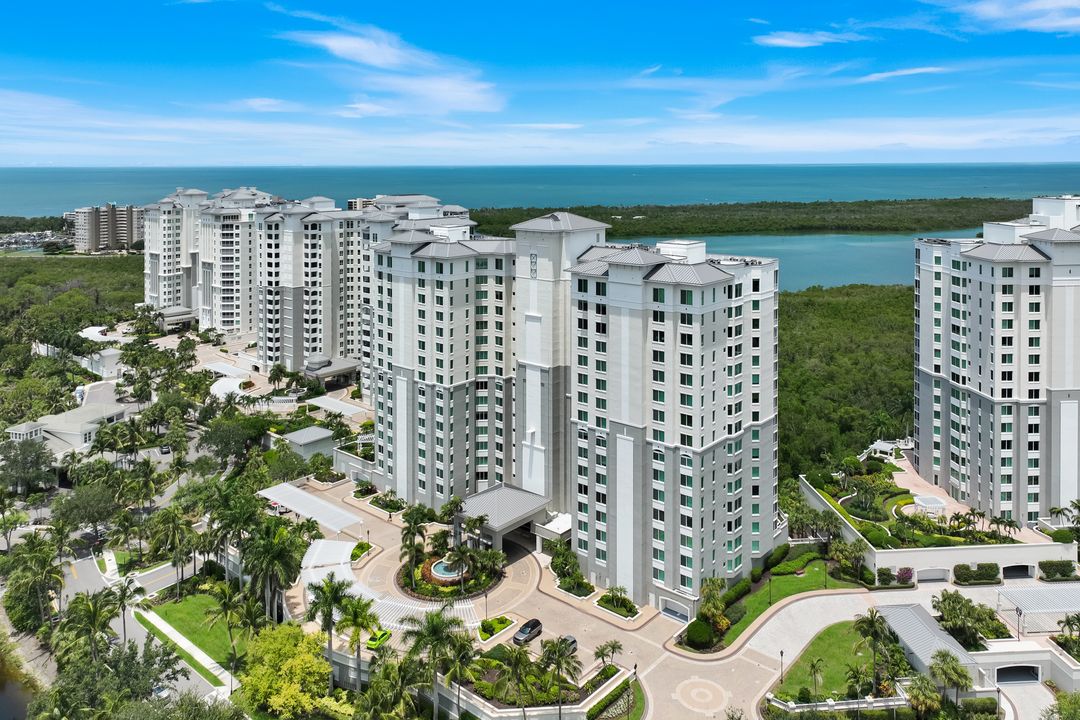 275 Indies Way #1503, Naples, FL 34110