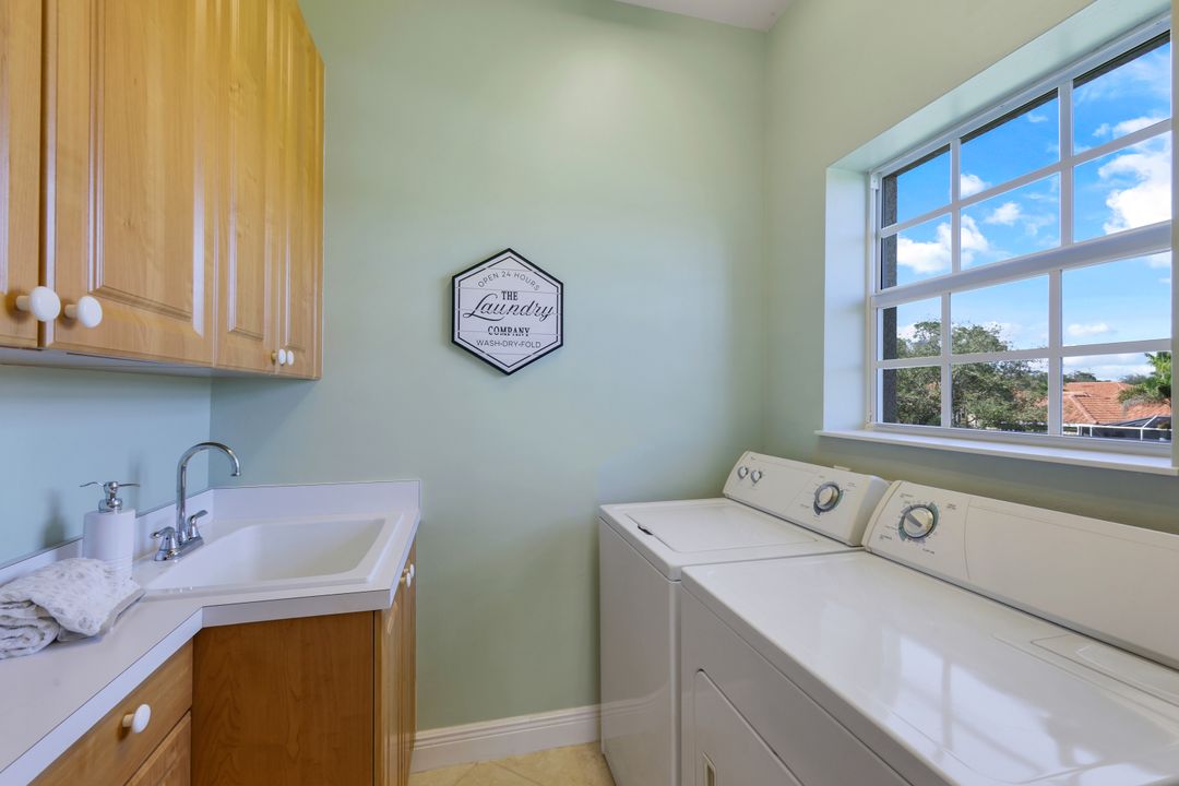 5600 Chelsey Ln #201, Fort Myers, FL 33912