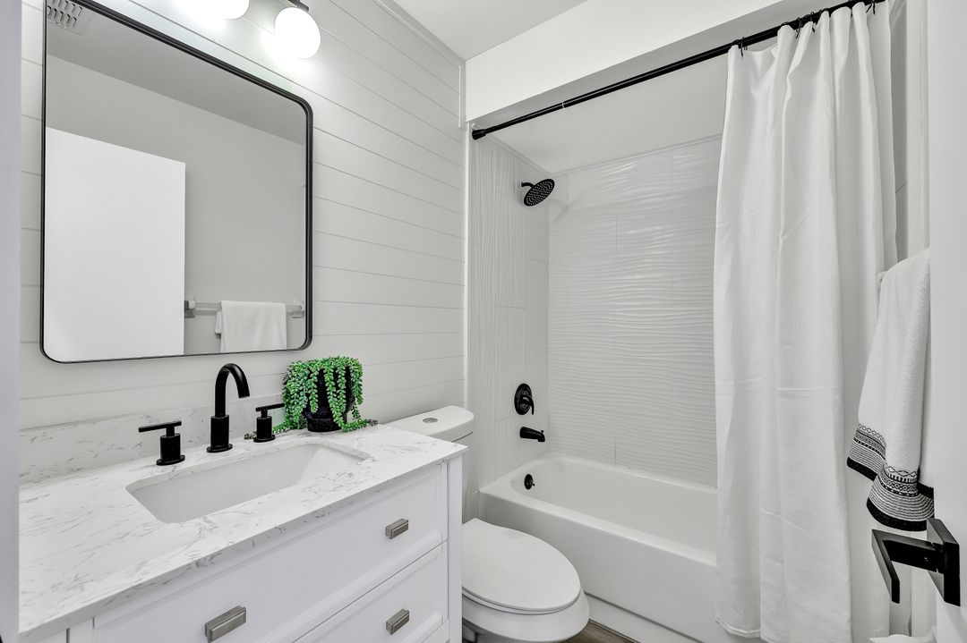 13145 Hampshire Ct, Fort Myers, FL 33919