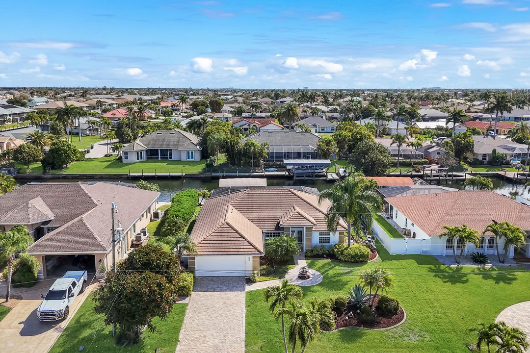 4913 SW 11th Ave, Cape Coral, FL 33914