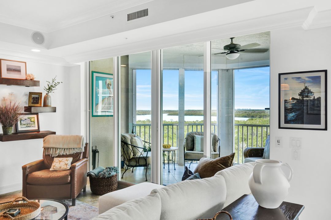 295 Grande  Way  #306, Naples, FL 34110