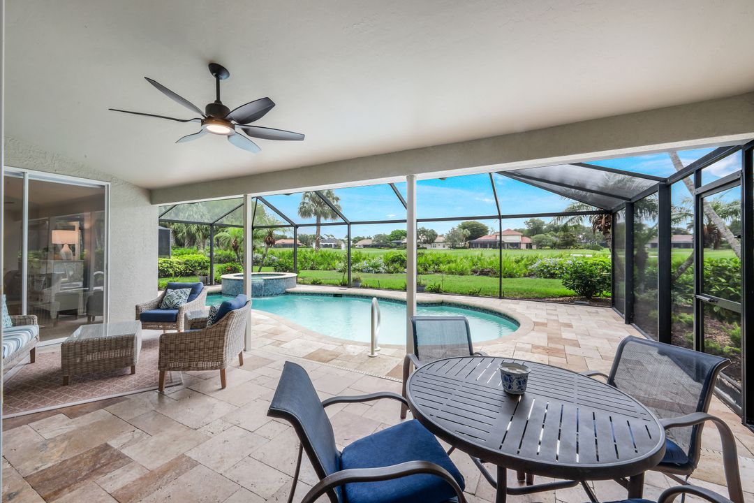 25061 Bay Cedar Dr, Bonita Springs, FL 34134