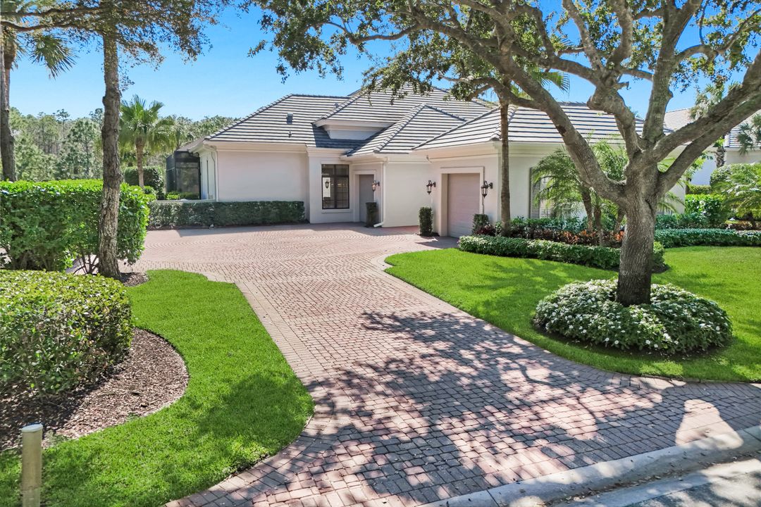 22121 Shallowater Ln, Bonita Springs, FL 34135