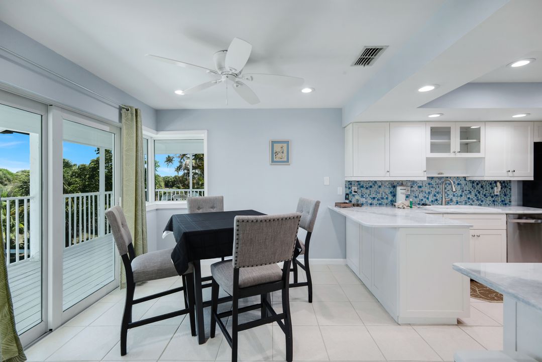 673 E Rocks Dr, Sanibel, FL 33957