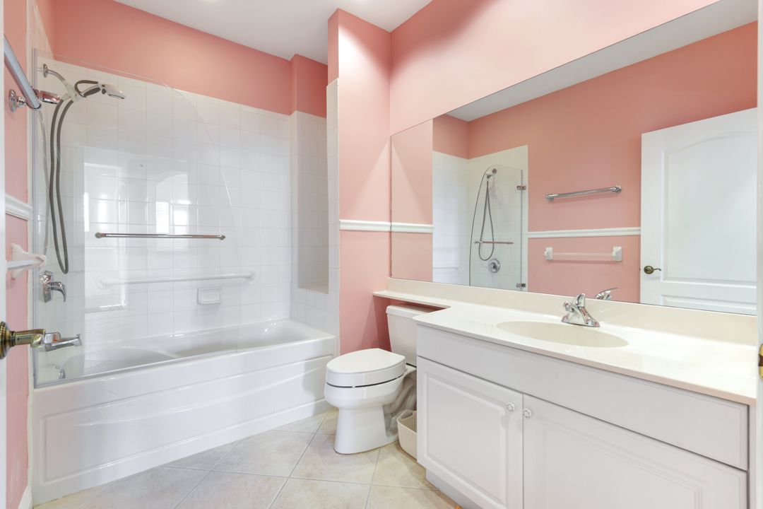 4815 Aston Gardens Way #201, Naples, FL 34109