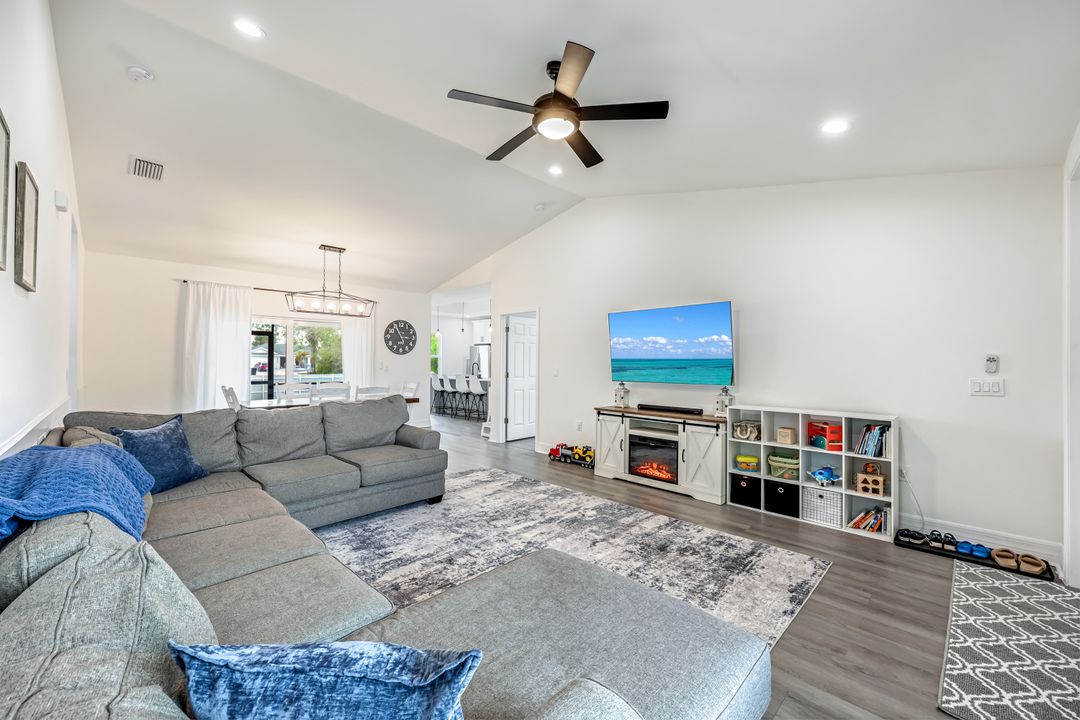 3309 16th St SW, Lehigh Acres, FL 33976