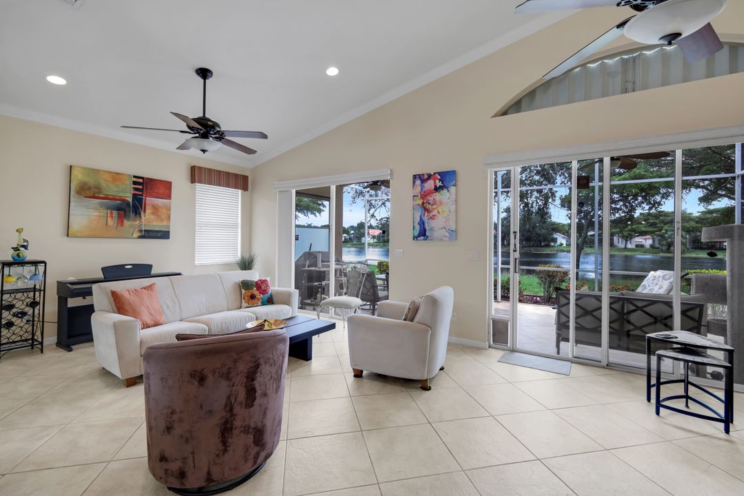9337 Sun River Way, Estero, FL 33928