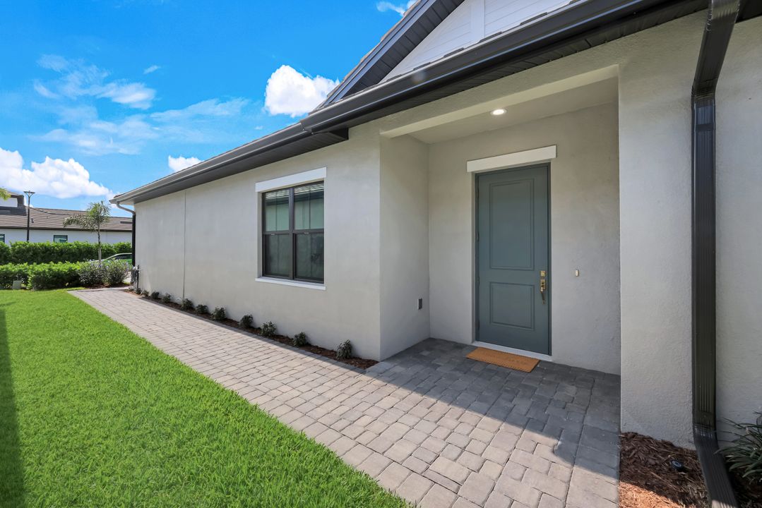 14788 Kingfisher Lp, Naples, FL 34120