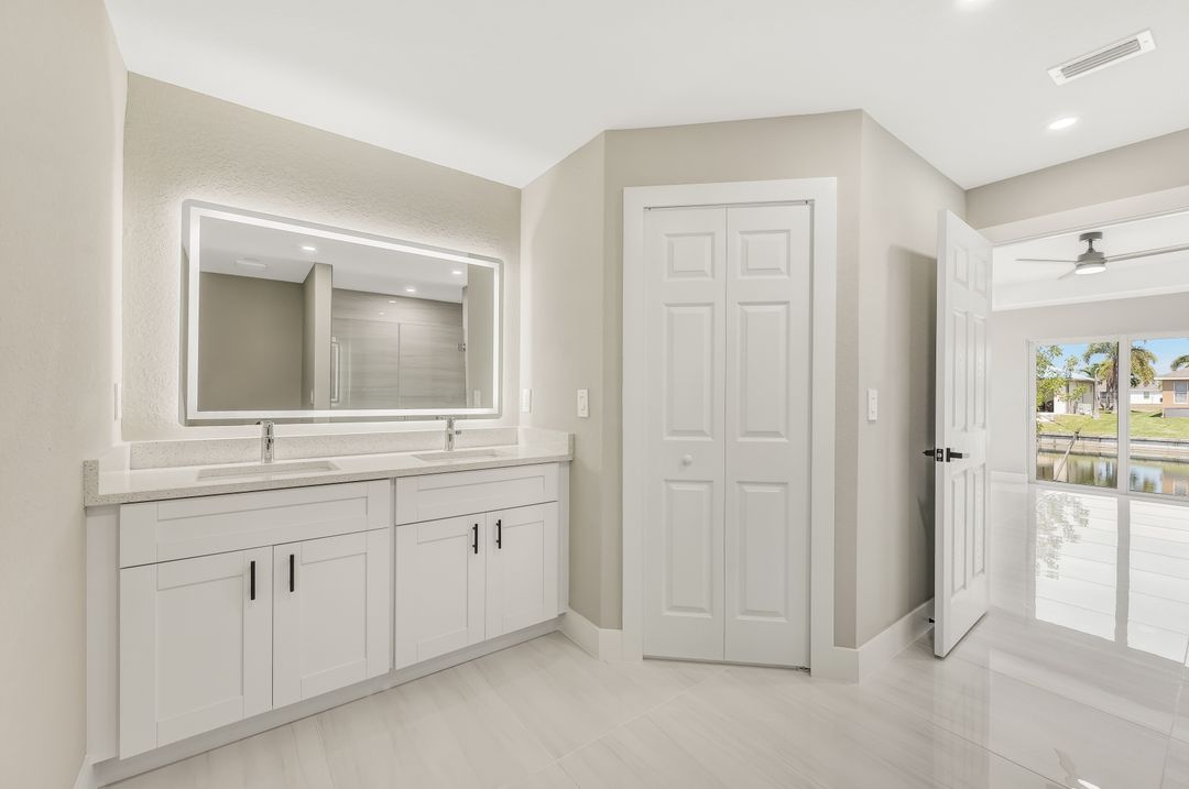 2821 NW 25th Ln, Cape Coral, FL 33993