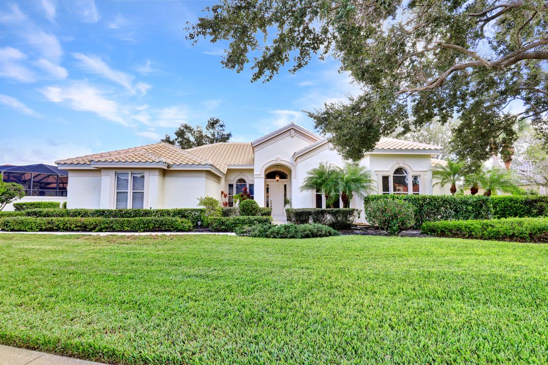 24421 Woodsage Dr, Bonita Springs, FL 34134